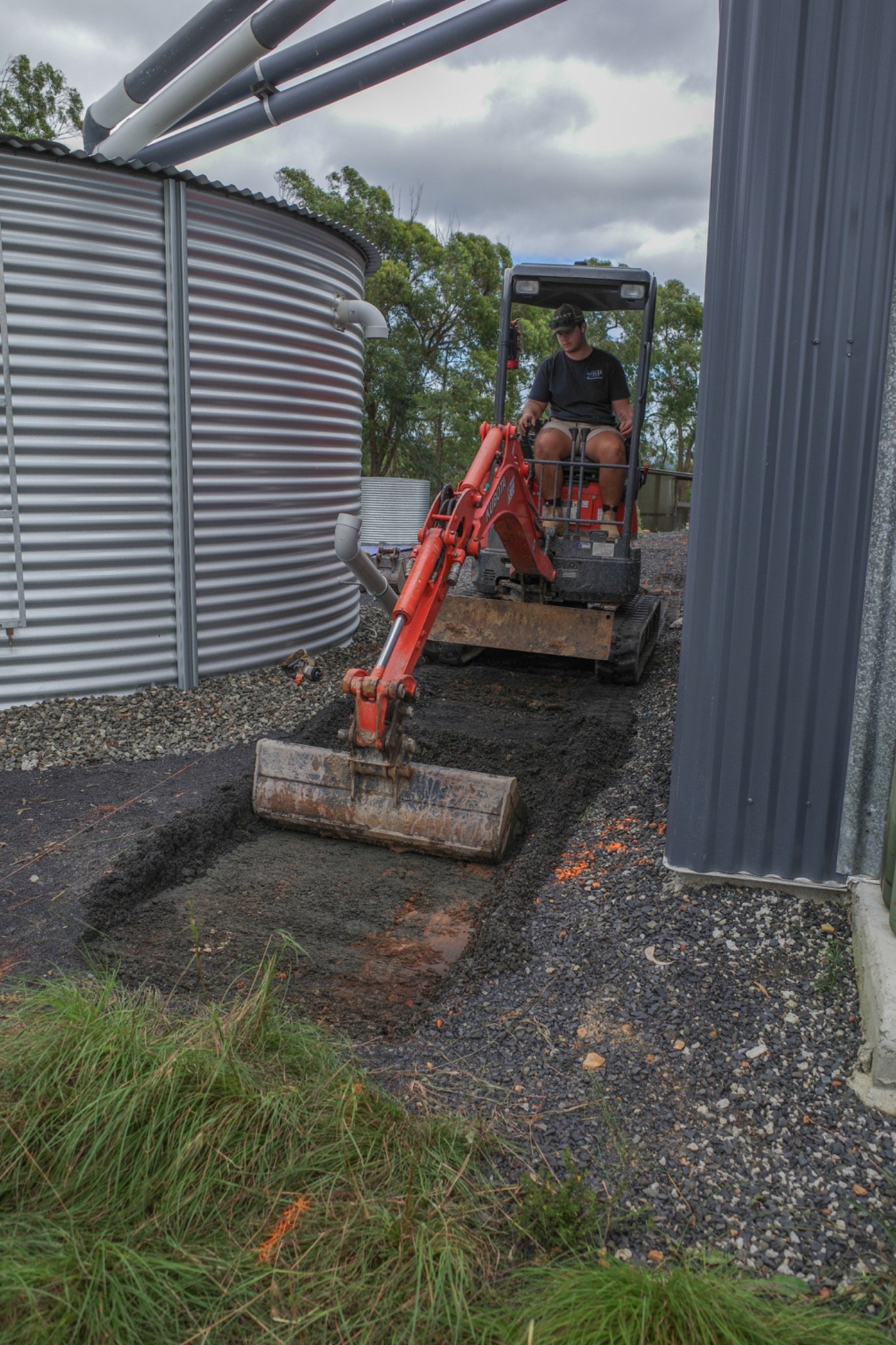 Excavation tank
